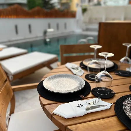 Oji Boutique فندق *