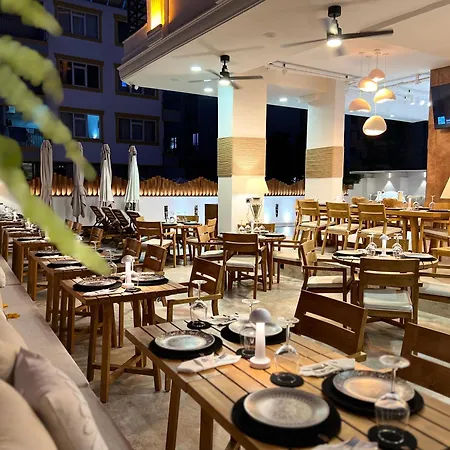 Hotel Oji Boutique *